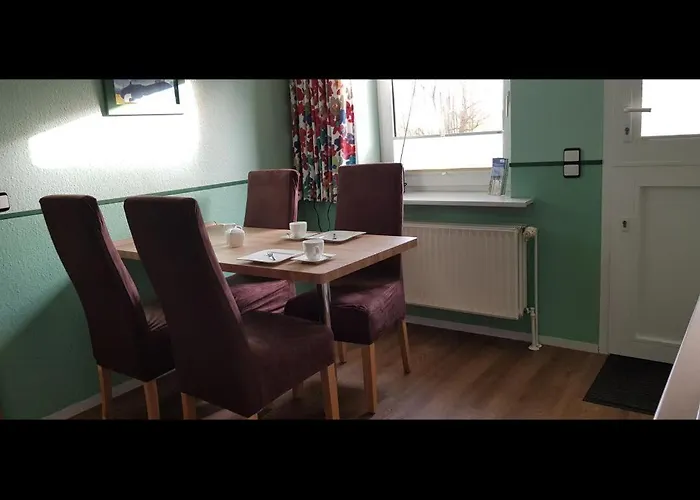 Anneliese An Der Schlei * Ulsnis